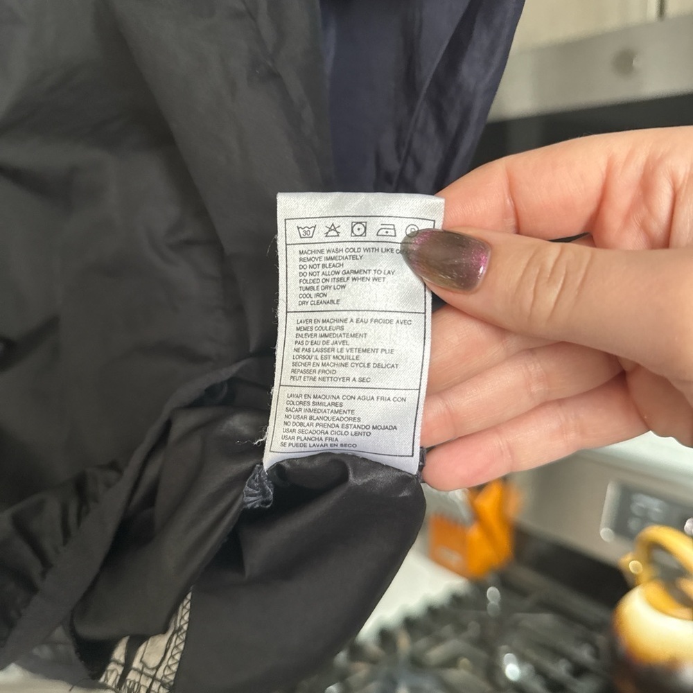 Vintage Nike windbreaker jacket dark navy/black and yellow reflective stripes - Picture 3 of 10